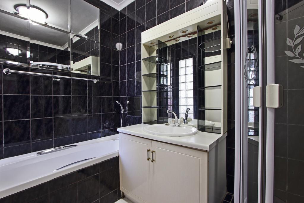 Berkeley Square Apartment Cape Town Luaran gambar