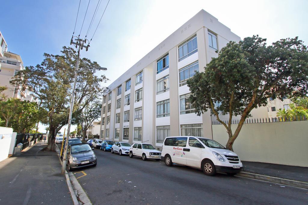 Berkeley Square Apartment Cape Town Luaran gambar